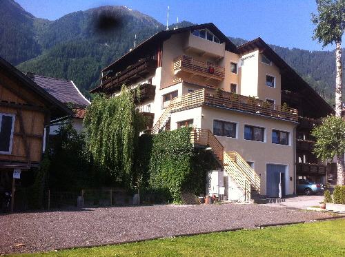 01c662e1c51d42bb7abe28469da1817a22b5006dec